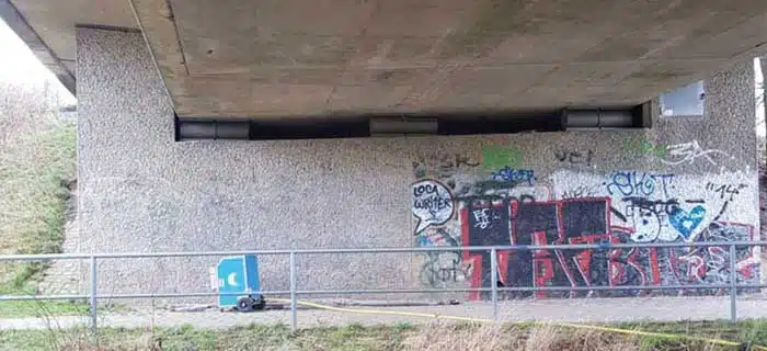 graffiti-entfernen-bruecke-vn trockeneisstrahlen